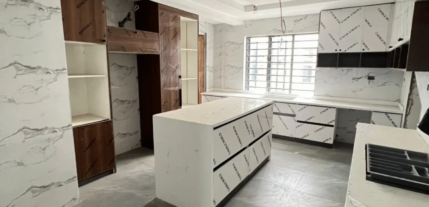 Ikeja GRA, 5 Bedroom Duplex
