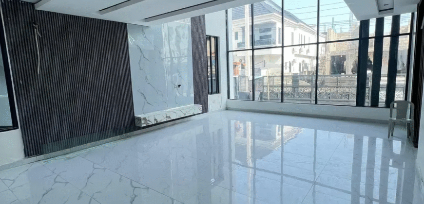 Ologolo Lekki, 5-Bedroom, fully detached home.