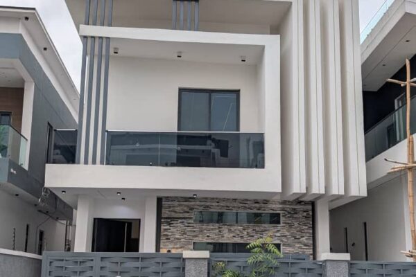 5 Bedroom Fully Detached Duplex With BQ